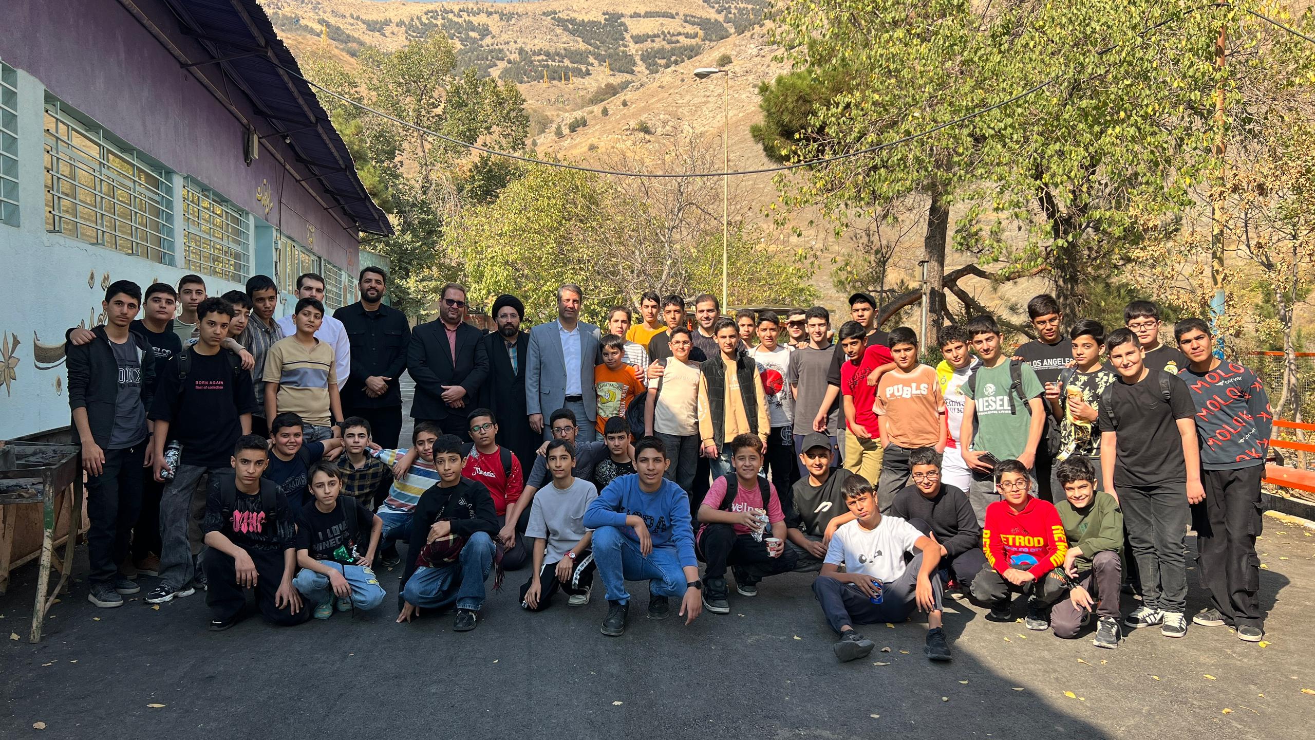 حضور گرم جناب پارسا مدیر کل محترم آموزش و پرورش شهر تهران در اردوگاه شهید چمران - 6 مهر 1404